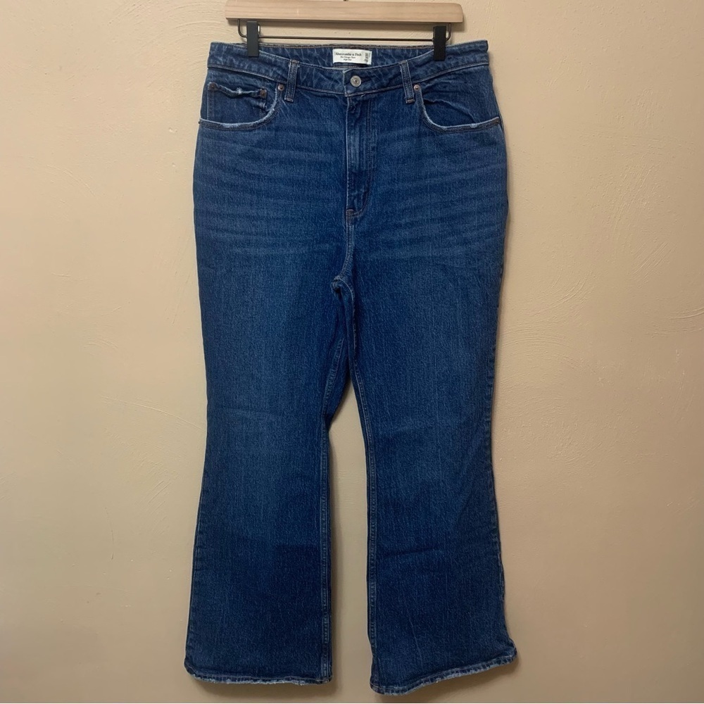 Abercrombie & Fitch The Vintage Flare High Rise Curve Love Size 32 Size 14 - Picture 2 of 10